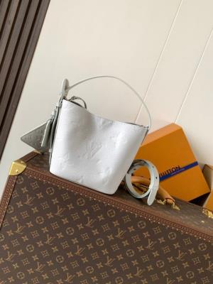 wholesale quality louis vuitton m28342 light gray